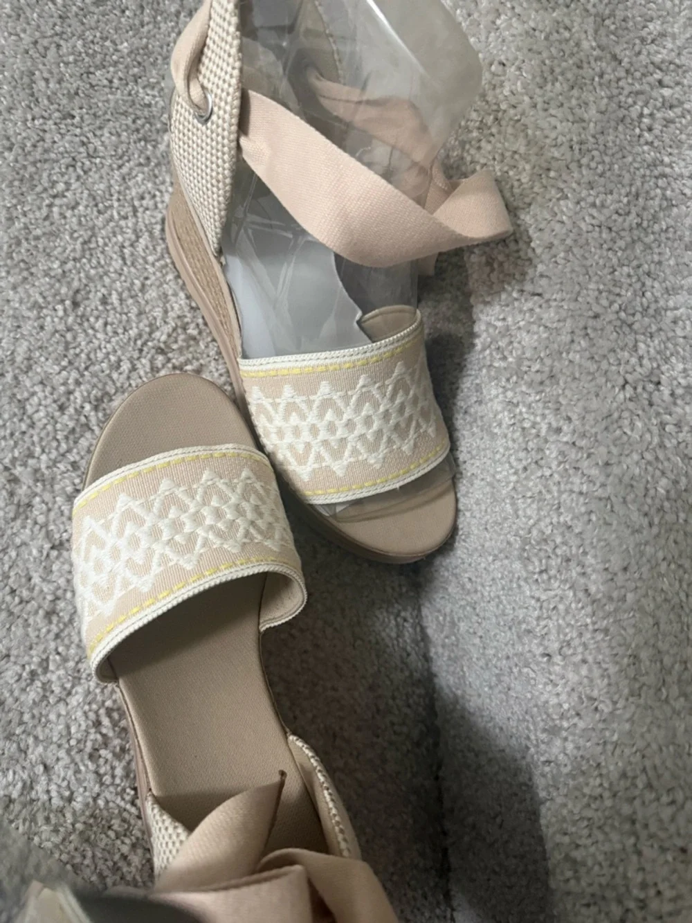 UGG Neutral Lace-Up Espadrille Wedge Sandals Size 11 NEW